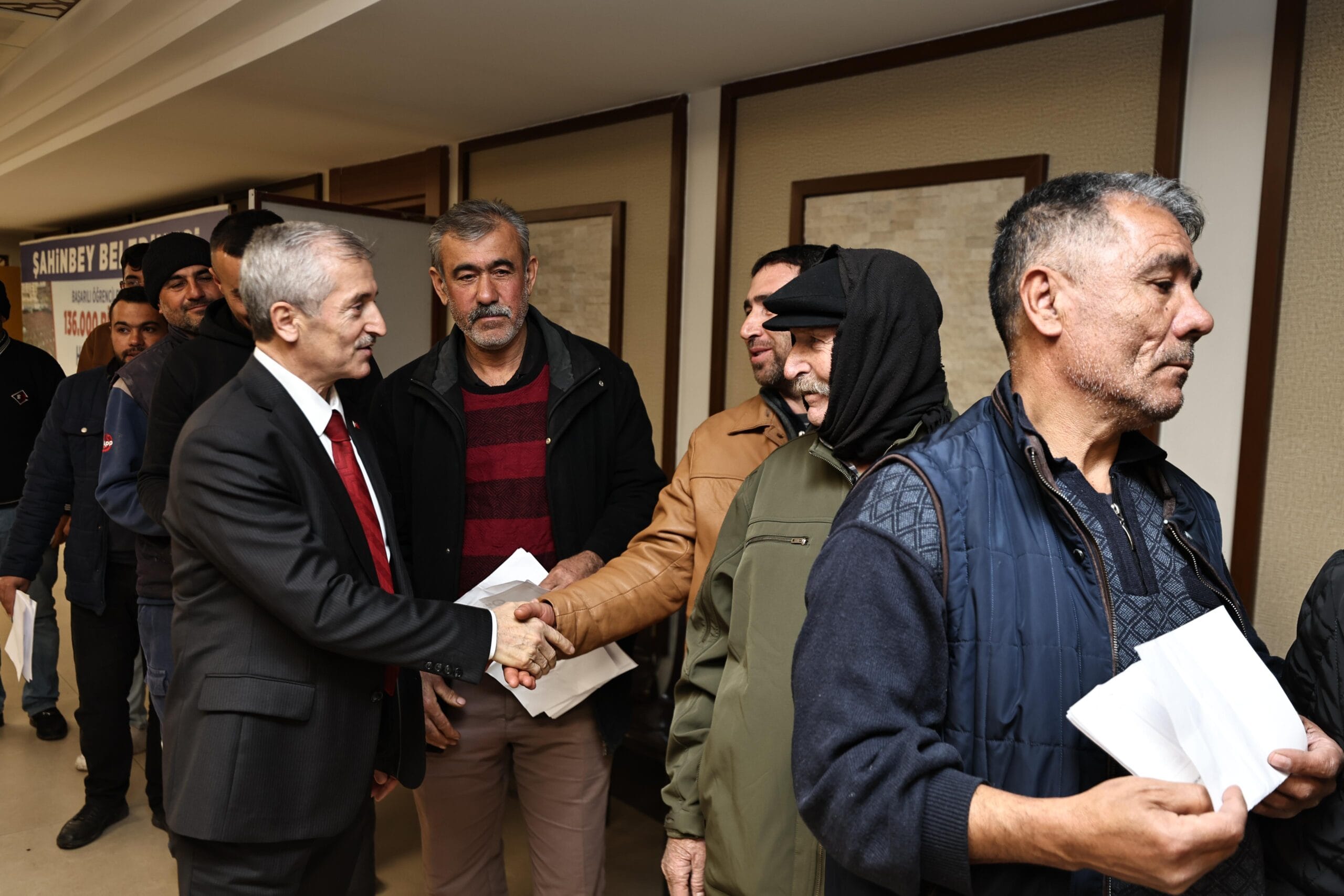 BAŞKAN TAHMAZOĞLU ÇİFTÇİLERLE BİR ARAYA GELDİ