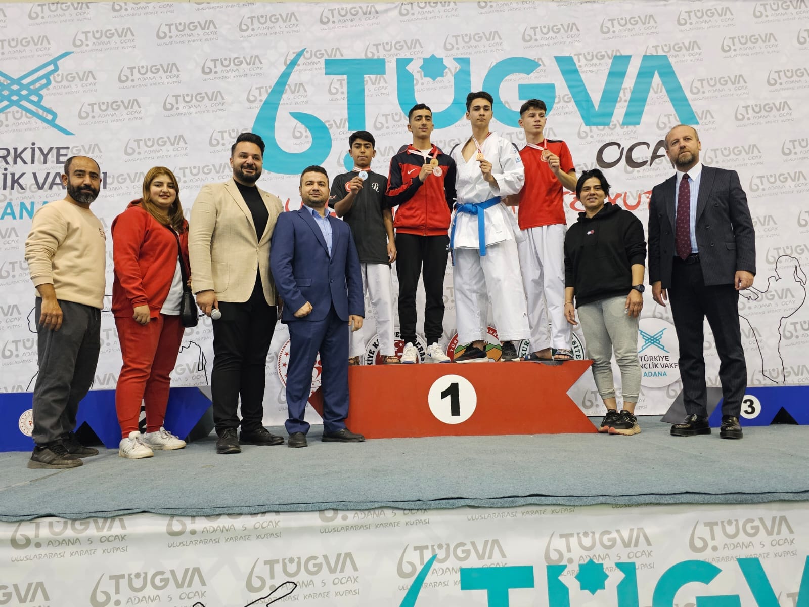 ŞAHİNBEY BELEDİYE SPOR KULÜBÜ KARATECİLERİNDEN BÜYÜK BAŞARI