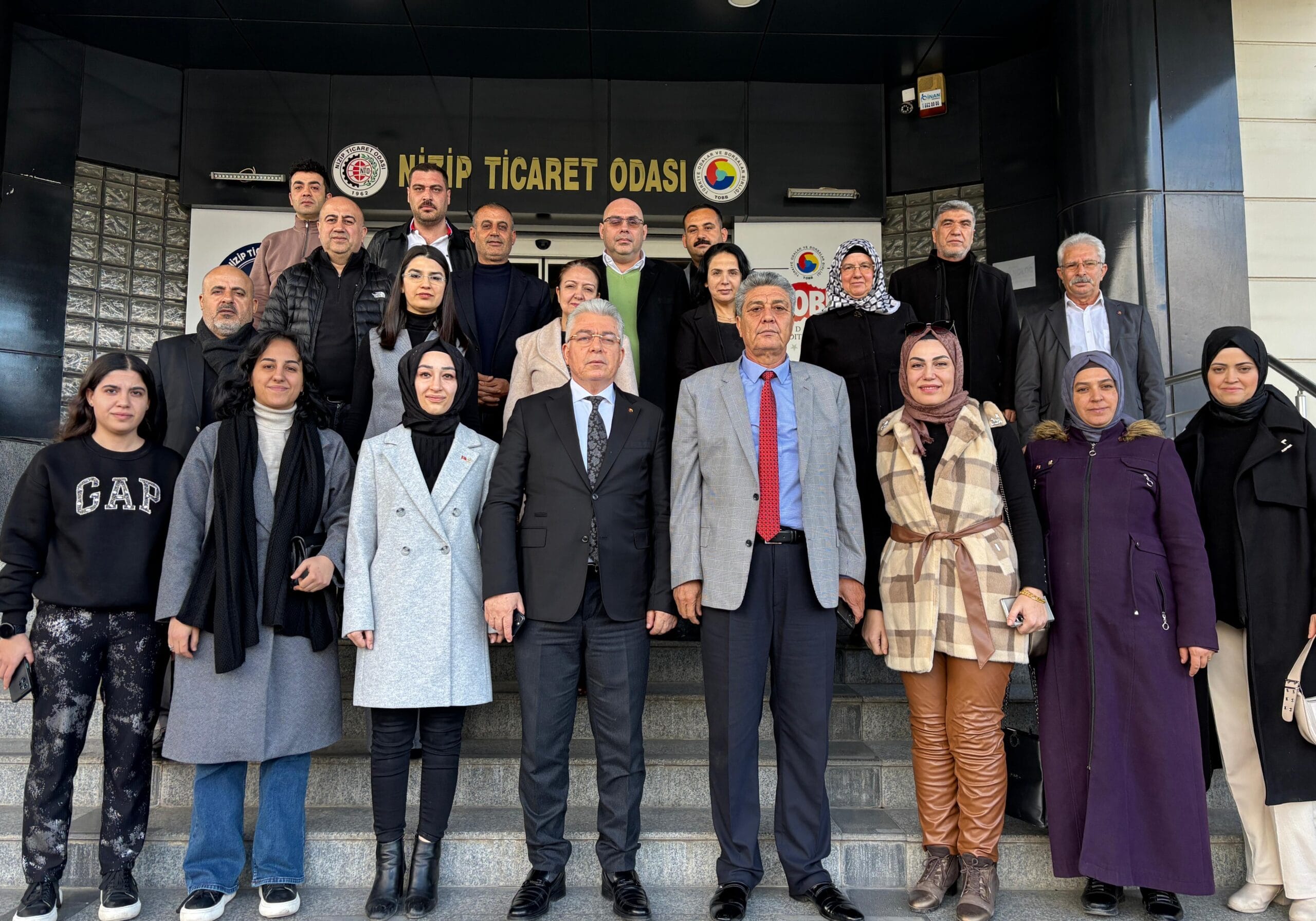AKPARTİ NİZİP KADIN KOLLARI HEYETİNDEN NTO’YA ZİYARET