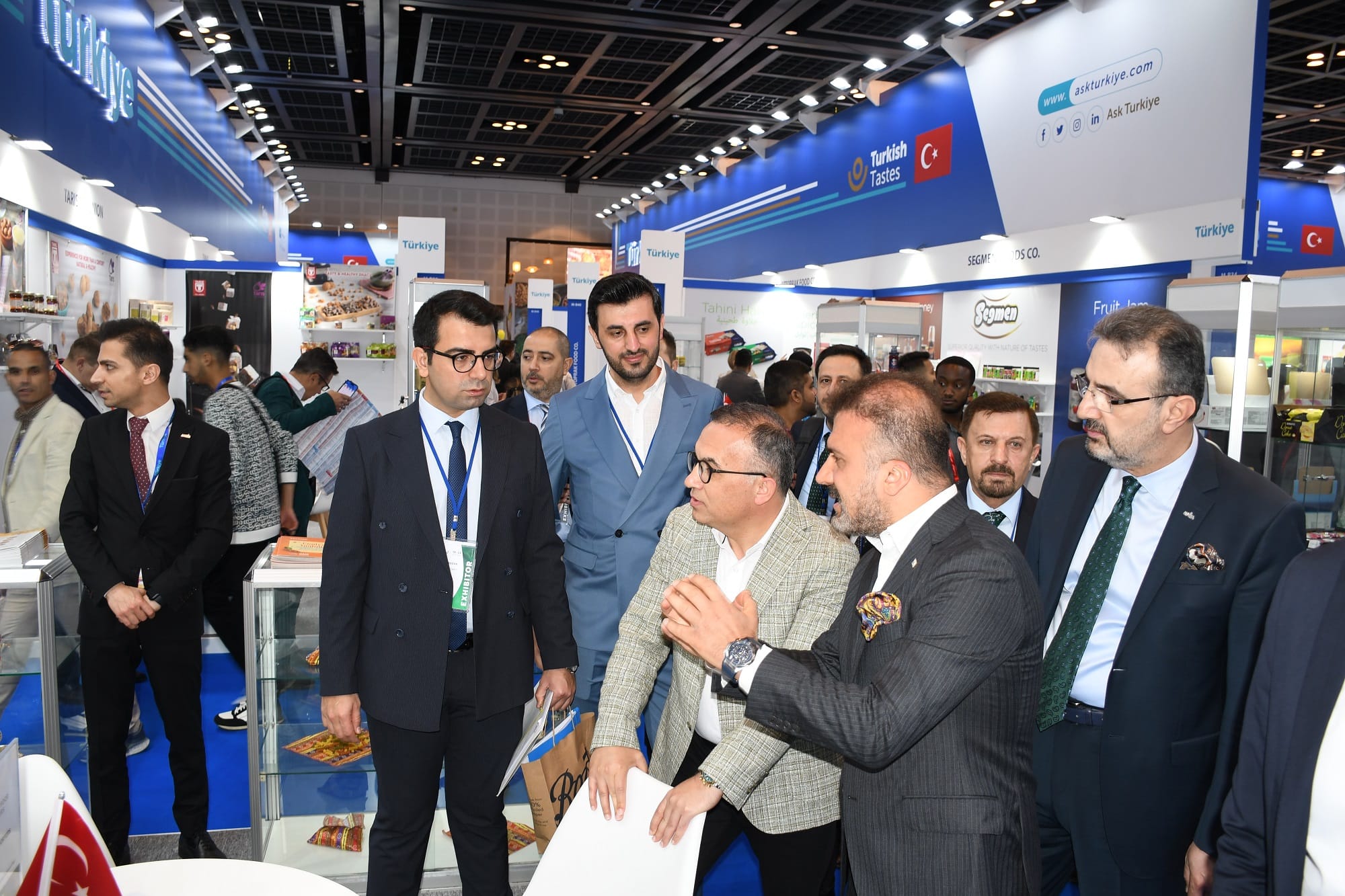 GÖZLER DUBAİ’YE ÇEVRİLDİ