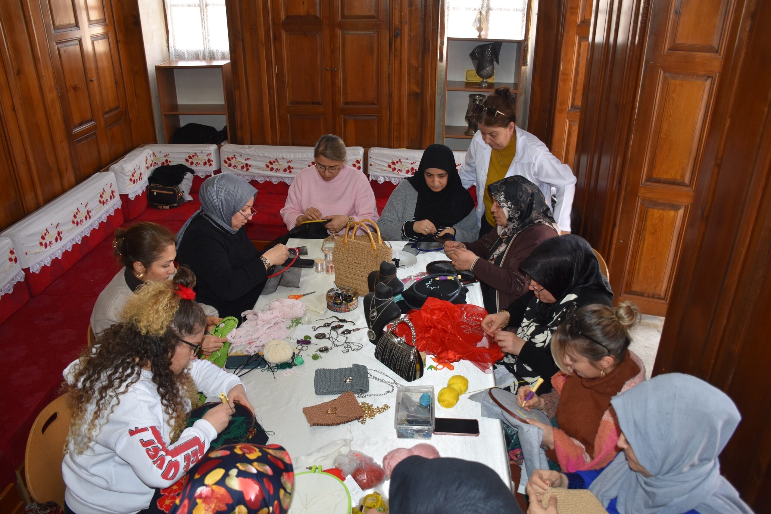 KADINLARA ÜCRETSİZ WORKSHOP ETKİNLİĞİ