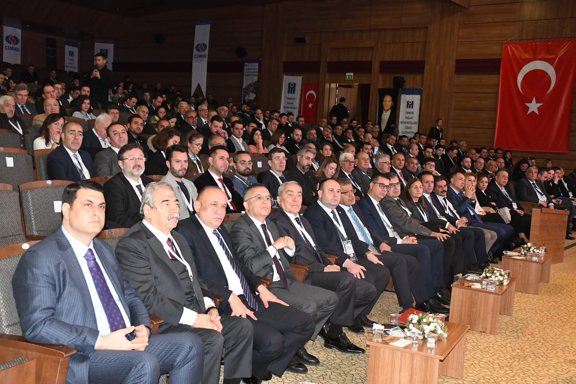 Deprem Sempozyumu Başladı…