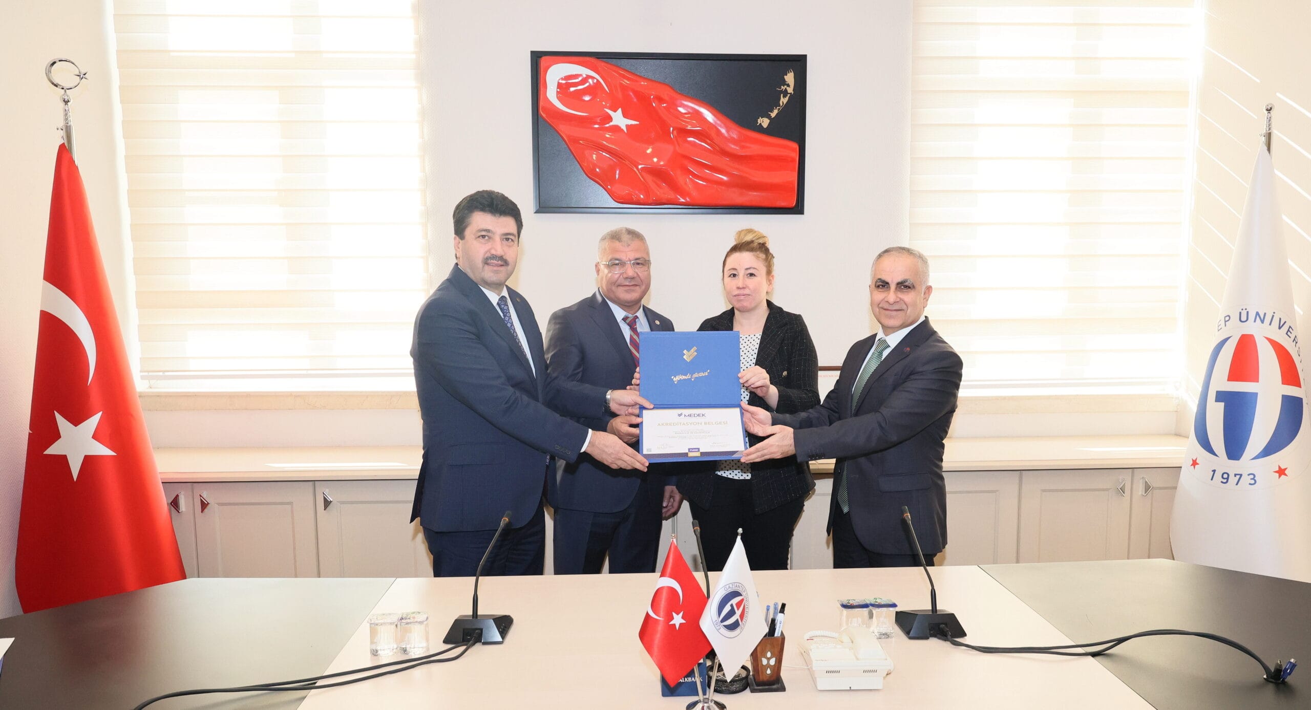 GAÜN SOSYAL BİLİMLER MESLEK YÜKSEKOKULU’NA MEDEK AKREDİTASYONU