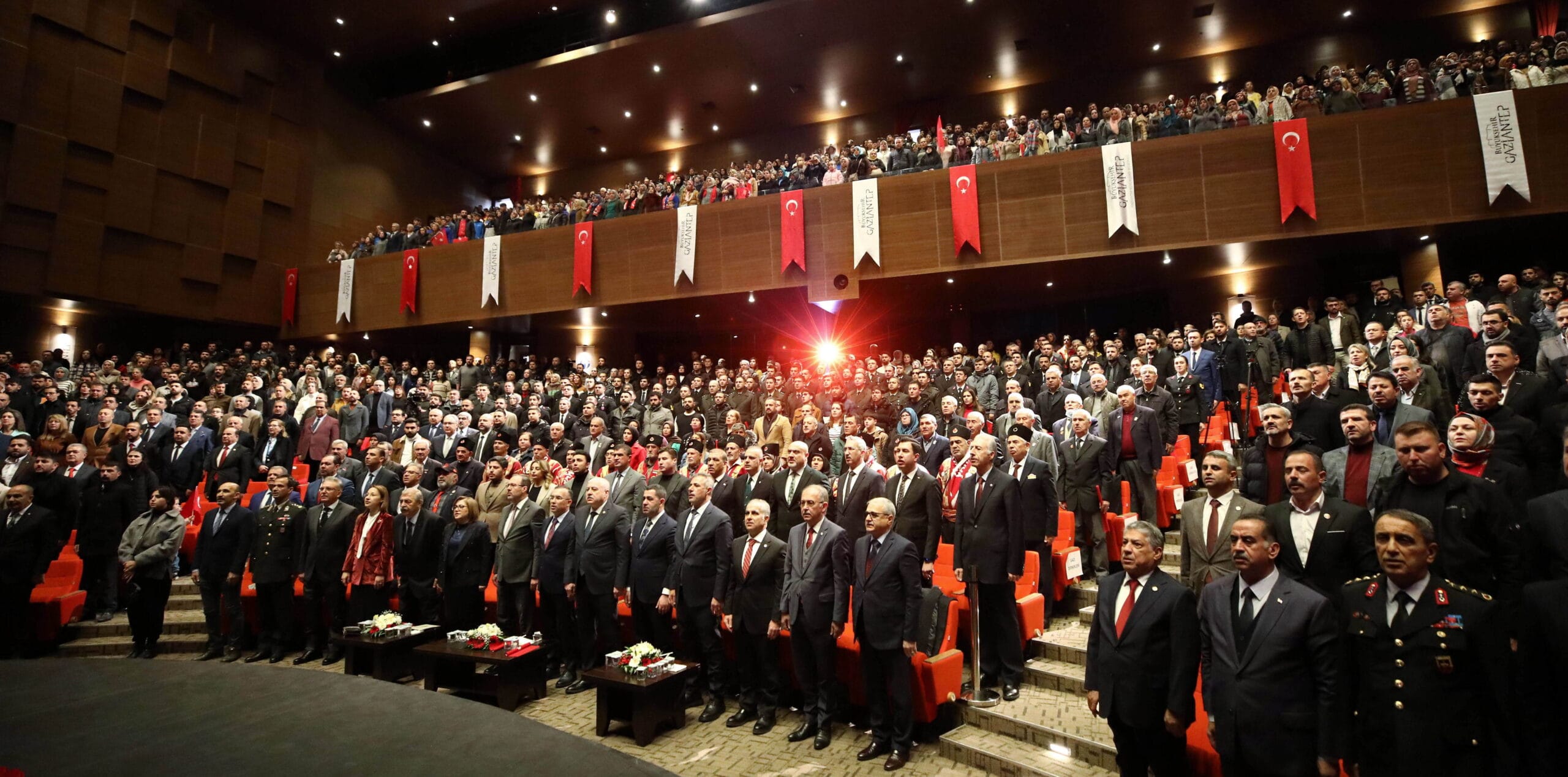 GAZİANTEP’İN TARİHİ MÜCADELESİNE GAÜN’DEN ANLAMLI VEFA