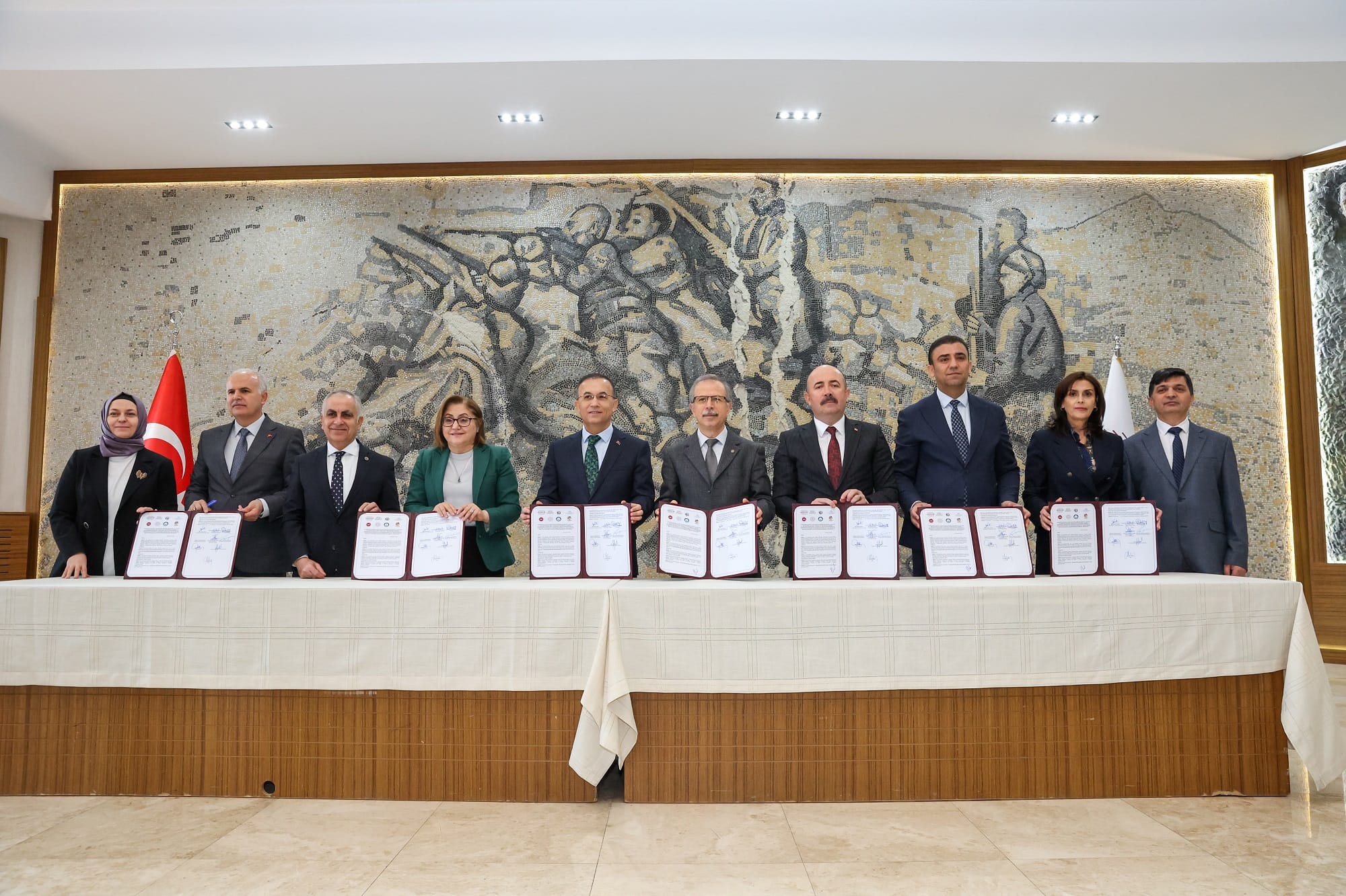 SOSYOPARK BEŞ BOYUTLU GELECEK GAZİANTEP PROJESİ İÇİN PROTOKOL İMZALANDI