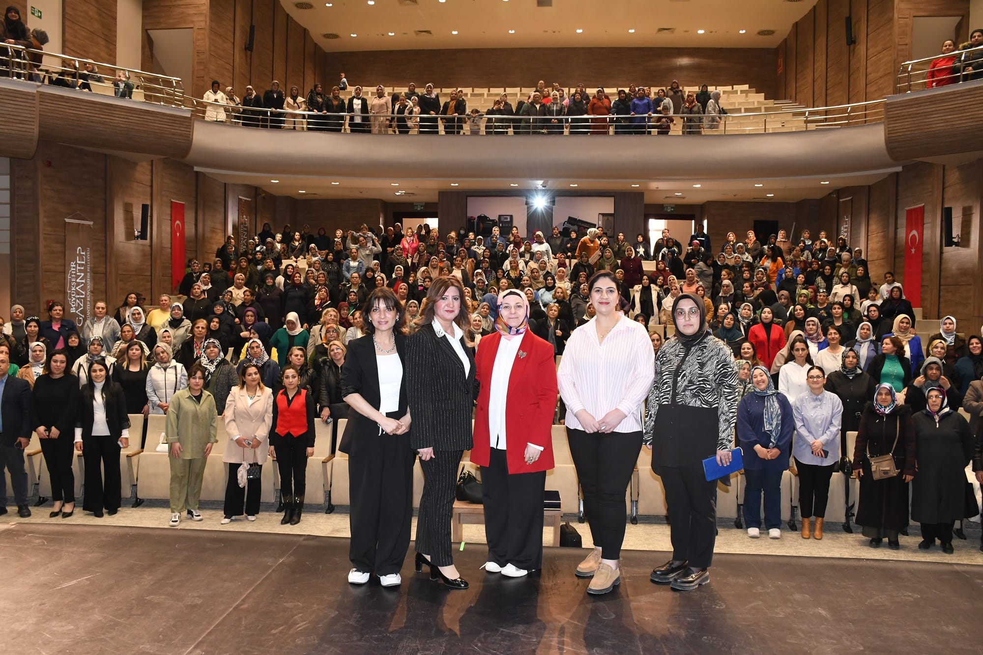 Oba Makarna; Sosyal Sorumluluk Projeleriyle Takdir Topluyor