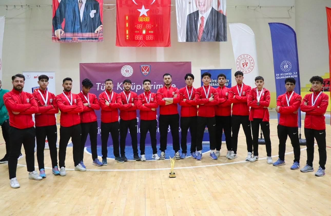 Gaziantep Hokeygücü Spor Kulübü THF Süper Ligi’ne Yükseldi