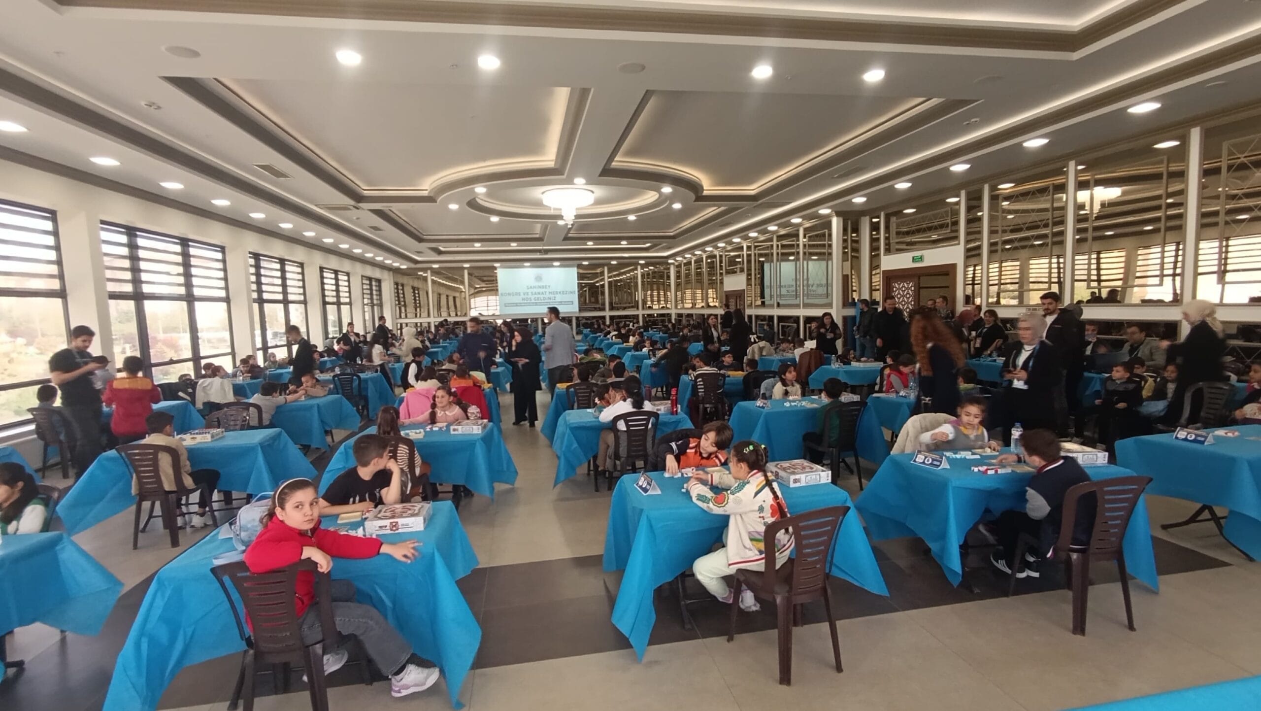 ŞAHİNBEY’DE AKIL VE ZEKÂ RÜZGÂRI ESTİ