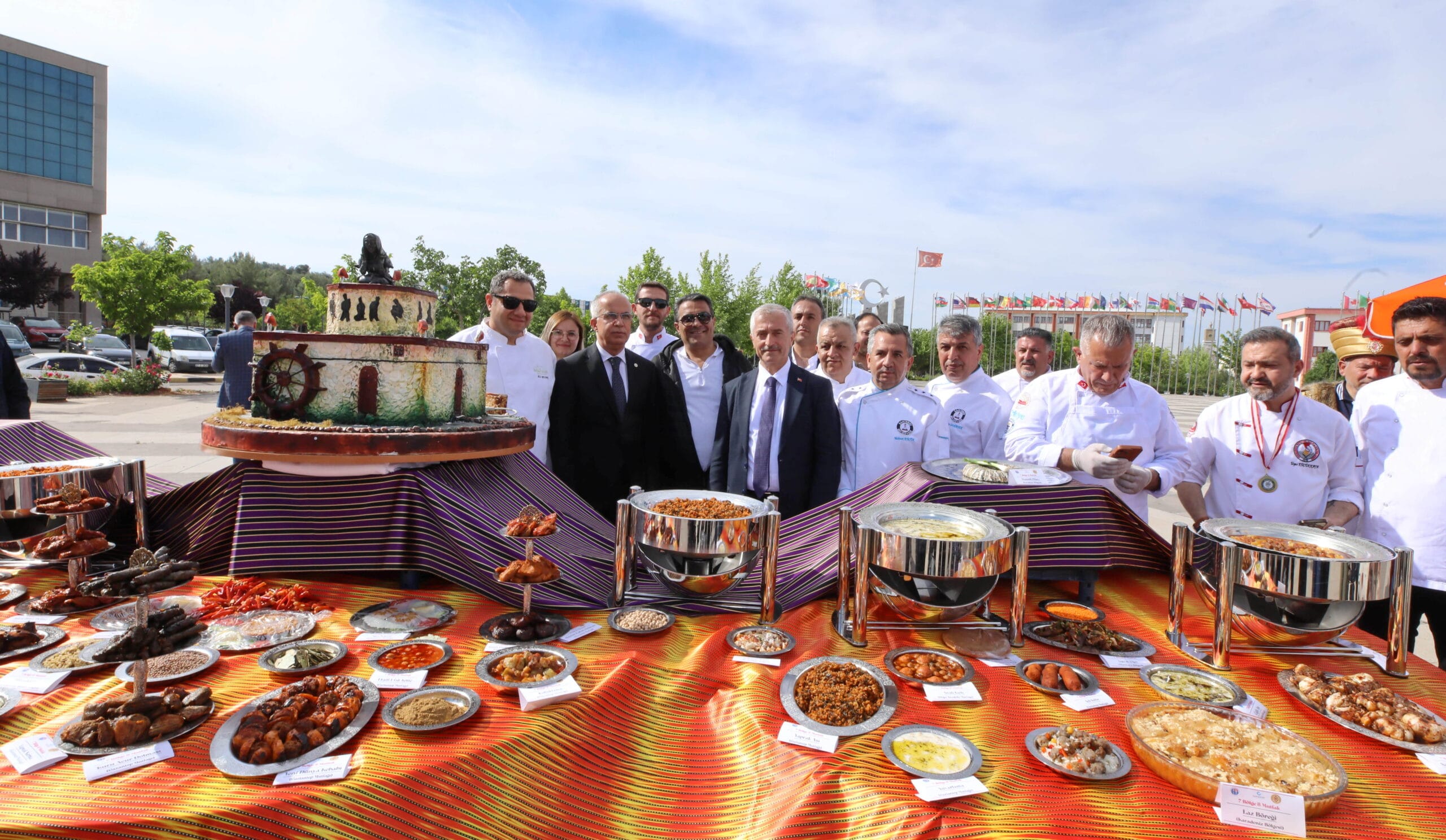 GAÜN’DE “7 BÖLGE 8 MUTFAK” ETKİNLİĞİ İLE TÜRKİYE LEZZETLERİ BULUŞTU