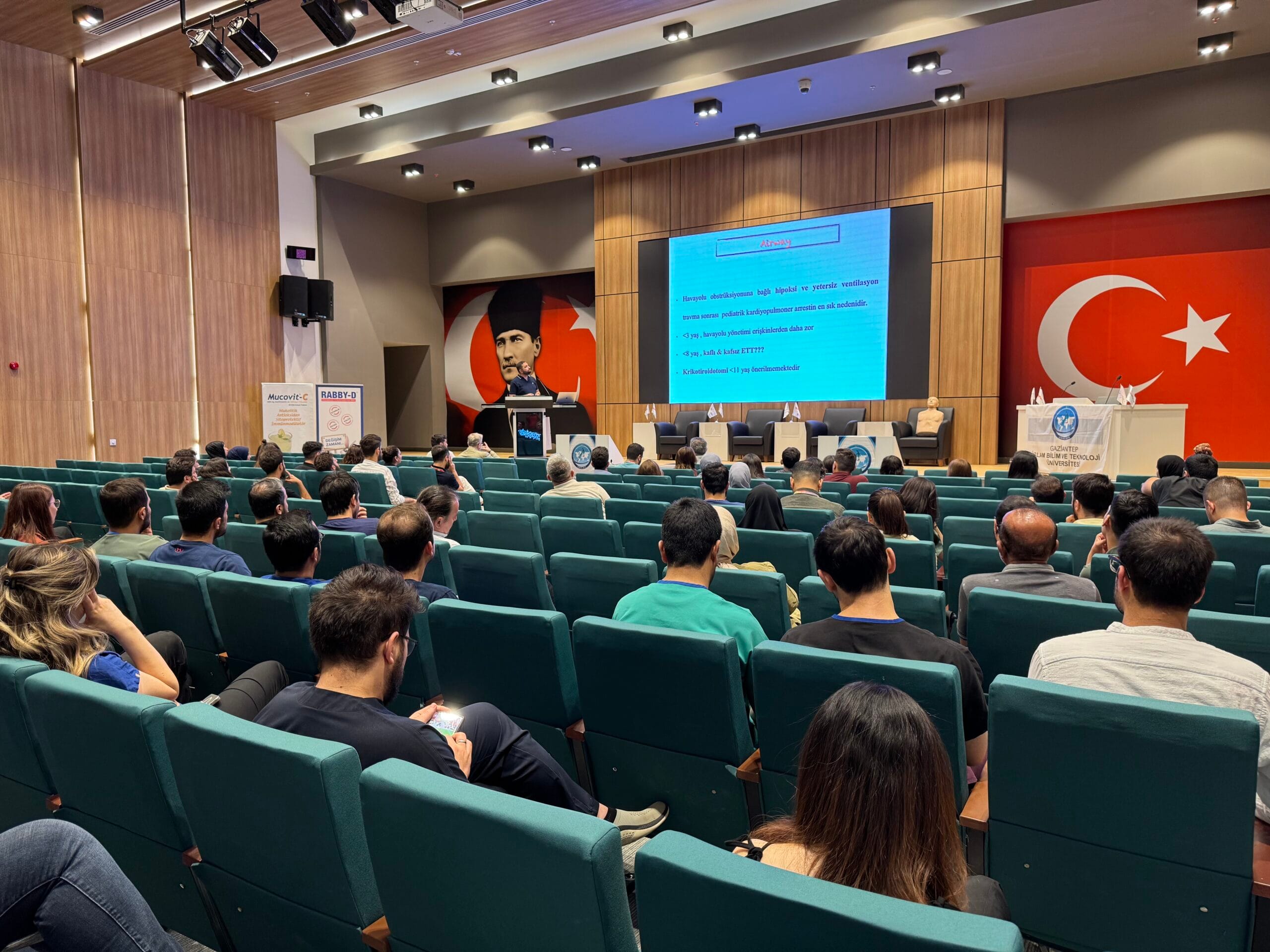 Gaziantep Şehir Hastanesi Acil Travma Sempozyumu