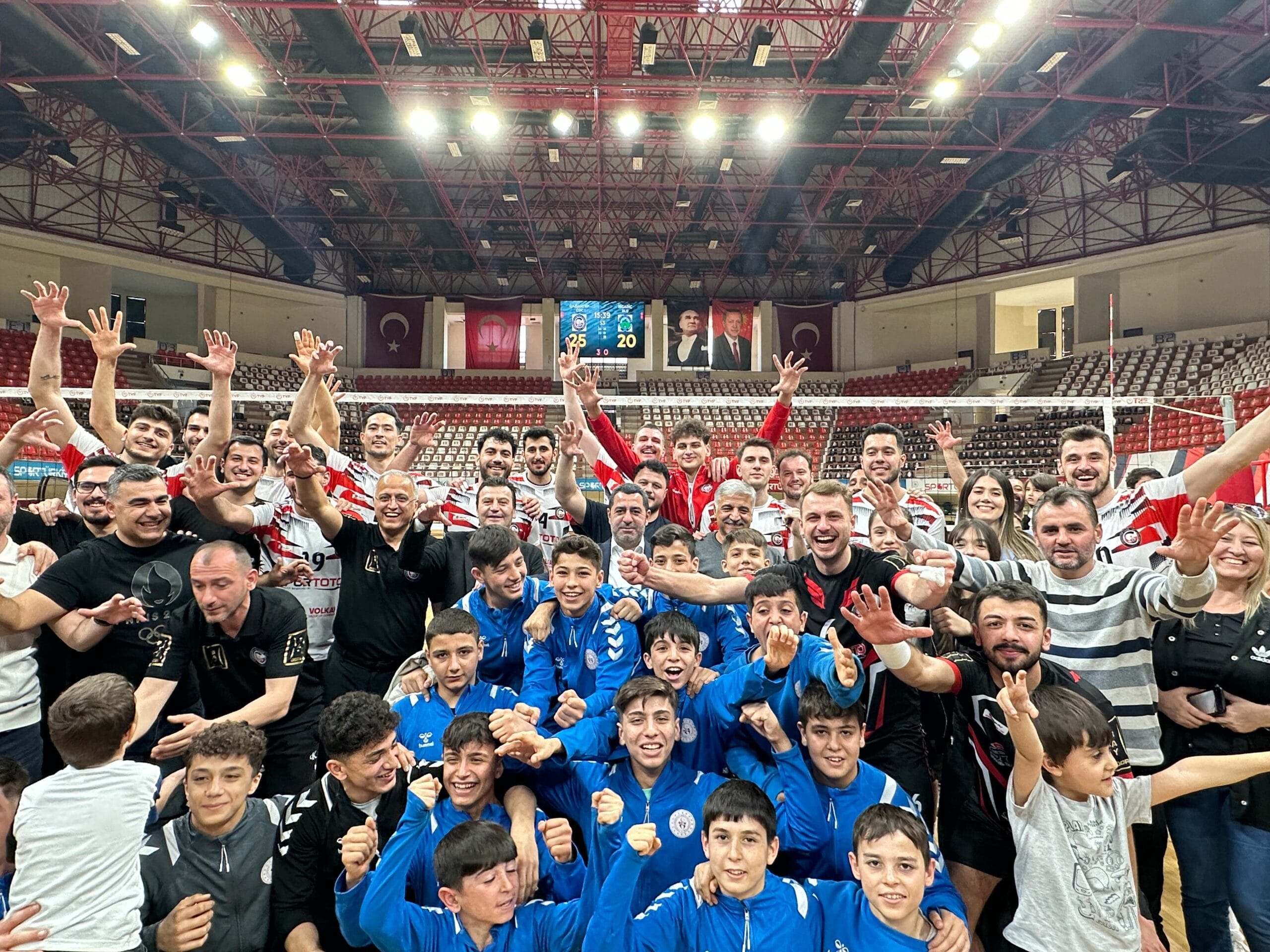 Milletvekili Bozgeyik: Gaziantep’in Filedeki Gururu, Efeler Ligi’nde Biz de Varız!