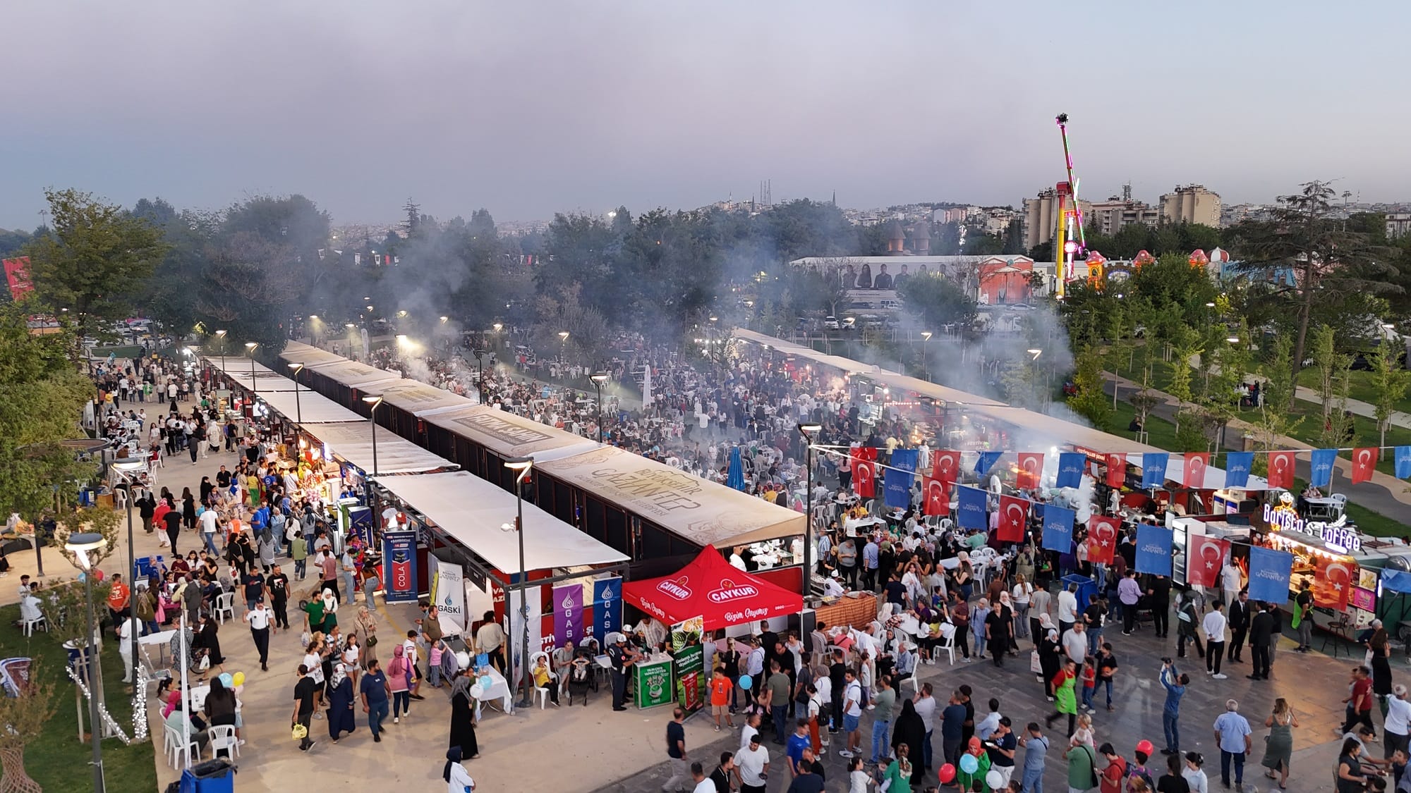 GASTROANTEP GAZİ ŞEHİRDE SANATLA GASTRONOMİYİ BİR ARAYA GETİRDİ 