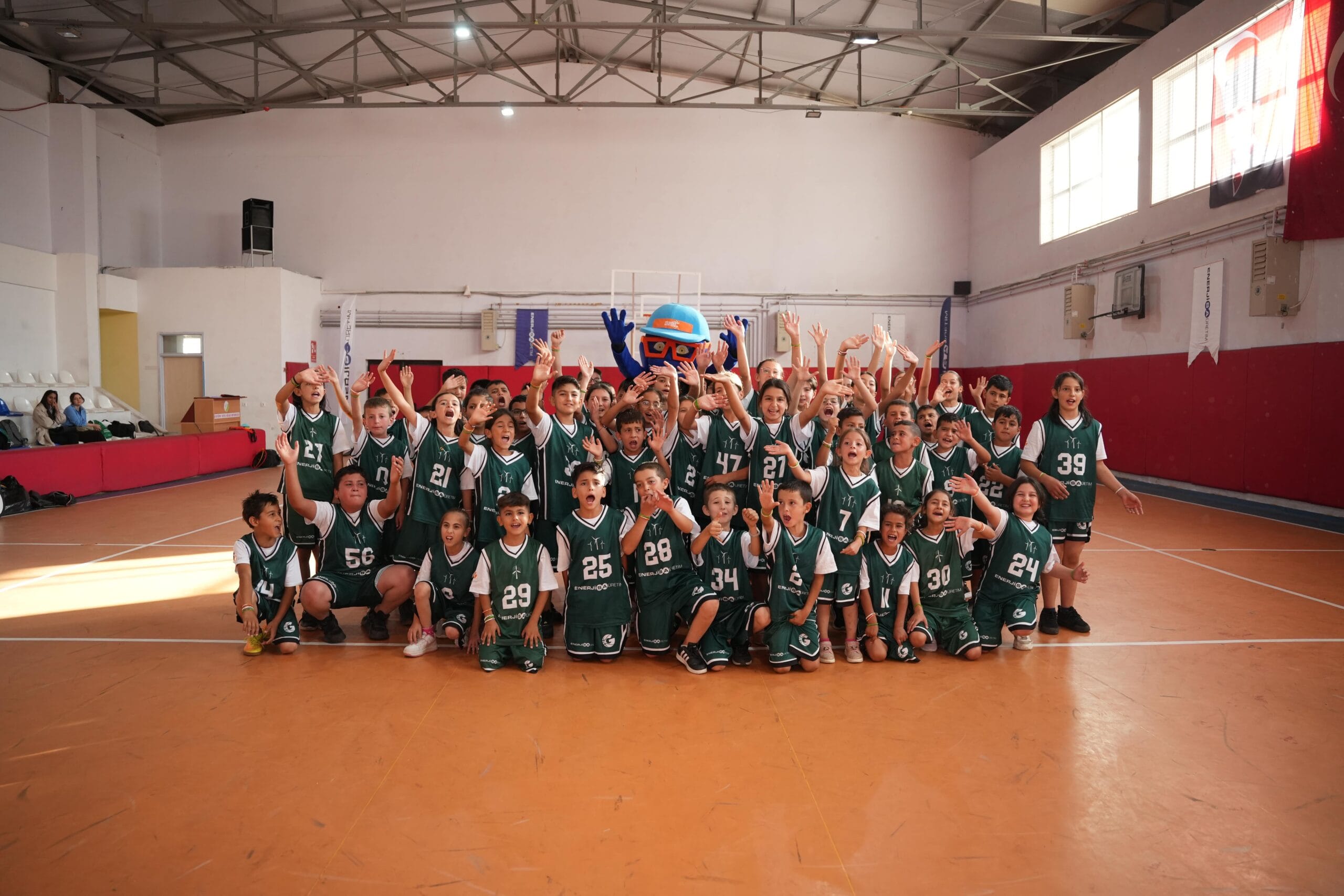 Enerjisa Üretim, Güler Legacy İş Birliğiyle Adana’da Basketbol Kampı Gerçekleştirdi.