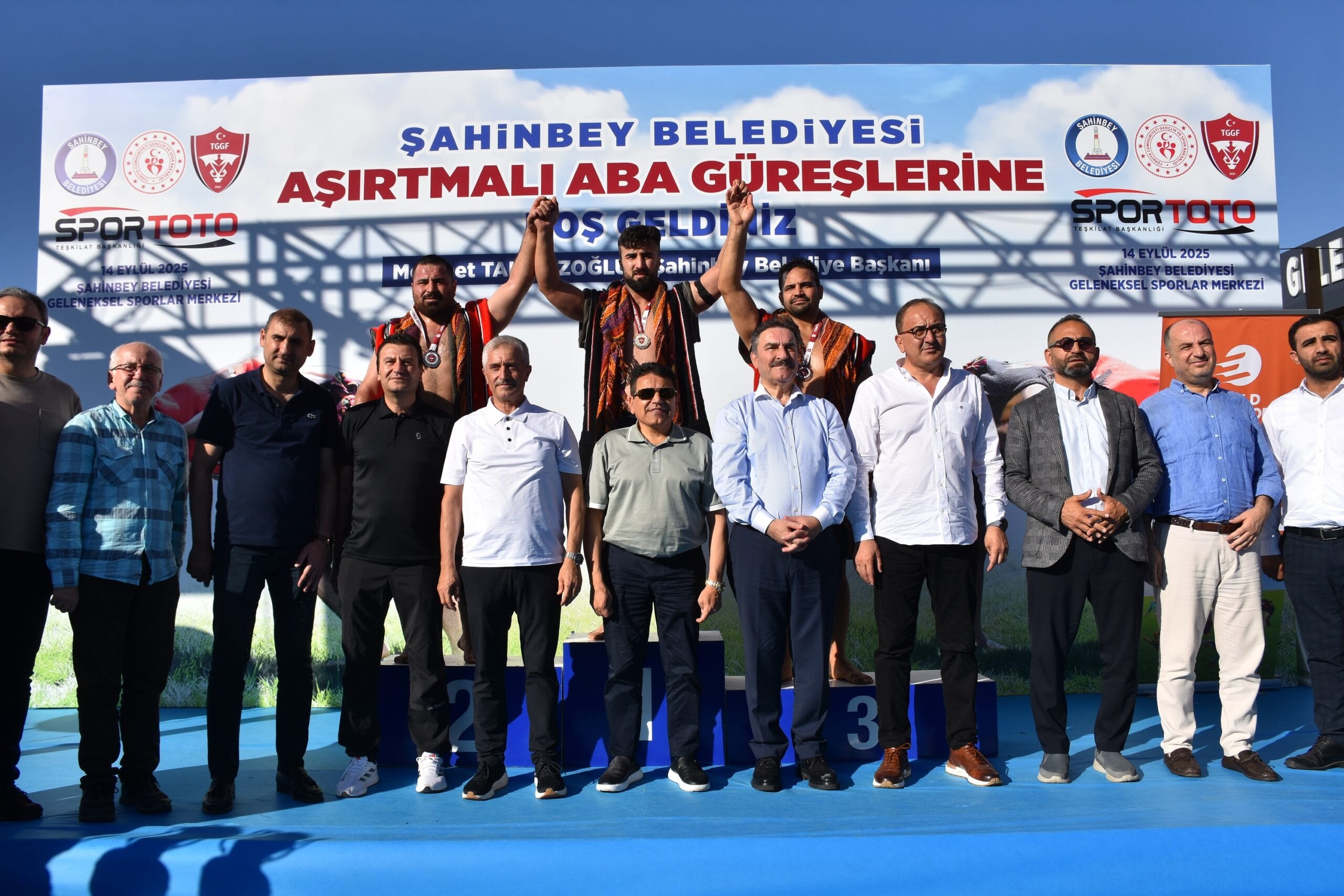 ABA GÜREŞİ TÜRKİYE ŞAMPİYONASI ŞAHİNBEY ER MEYDANINDA YAPILDI