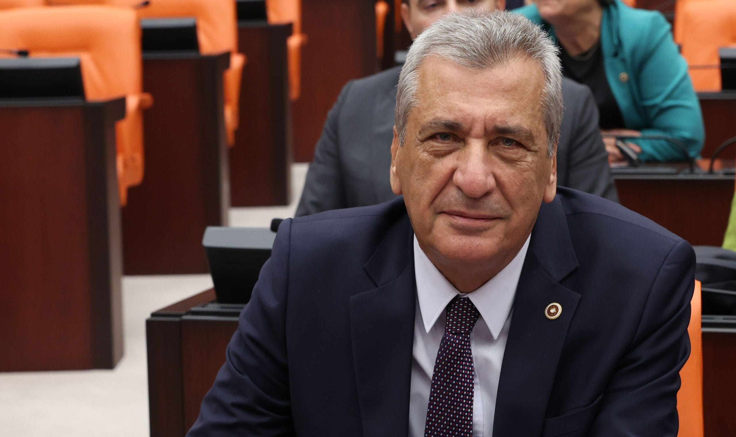 Gaziantep Milletvekili Hasan Öztürkmen’den, ABD’den ithal edilen Antep fıstığına verginin kaldırılmasına tepki 