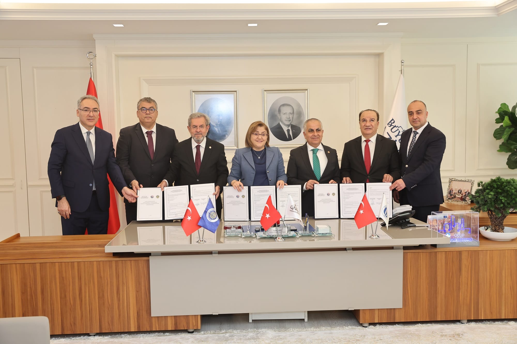 GAZİANTEP BÜYÜKŞEHİR’DEN DOĞU VE GÜNEYDOĞU ANADOLU’YA HİZMET EDECEK MERKEZ!