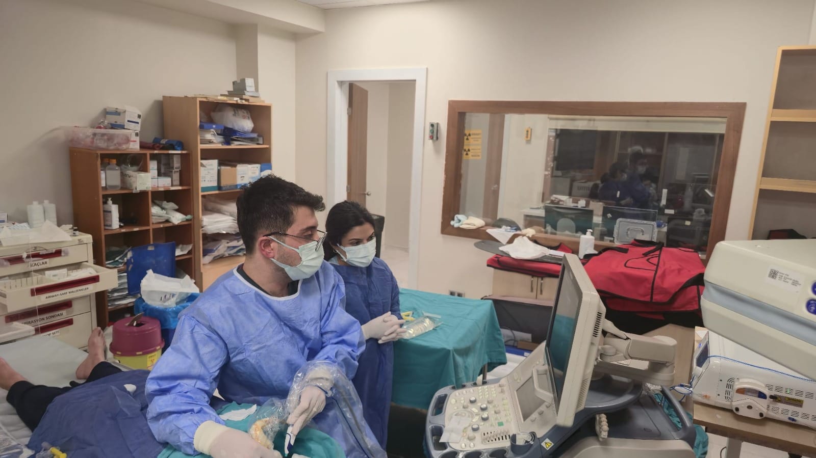 Gaziantep İl Sağlık Müdürlüğü – Dr. Ersin Arslan’da Mikrodalga Ablasyon Yöntemiyle Ameliyatsız Tiroid Tedavisi Başladı