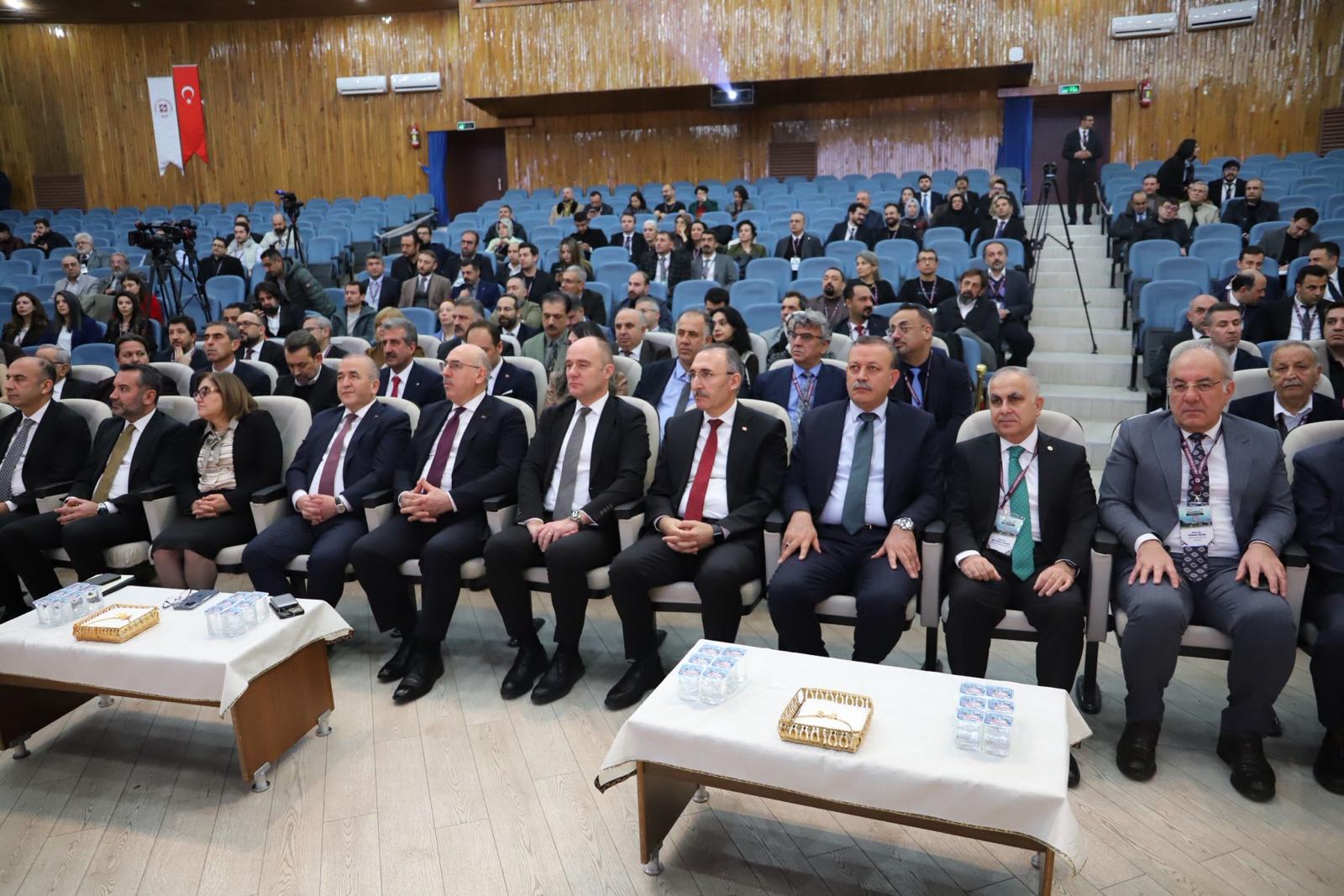 GAÜN, İSTASYON AKADEMİ BULUŞMASINDA İŞ BİRLİĞİ OLANAKLARINI DEĞERLENDİRDİ