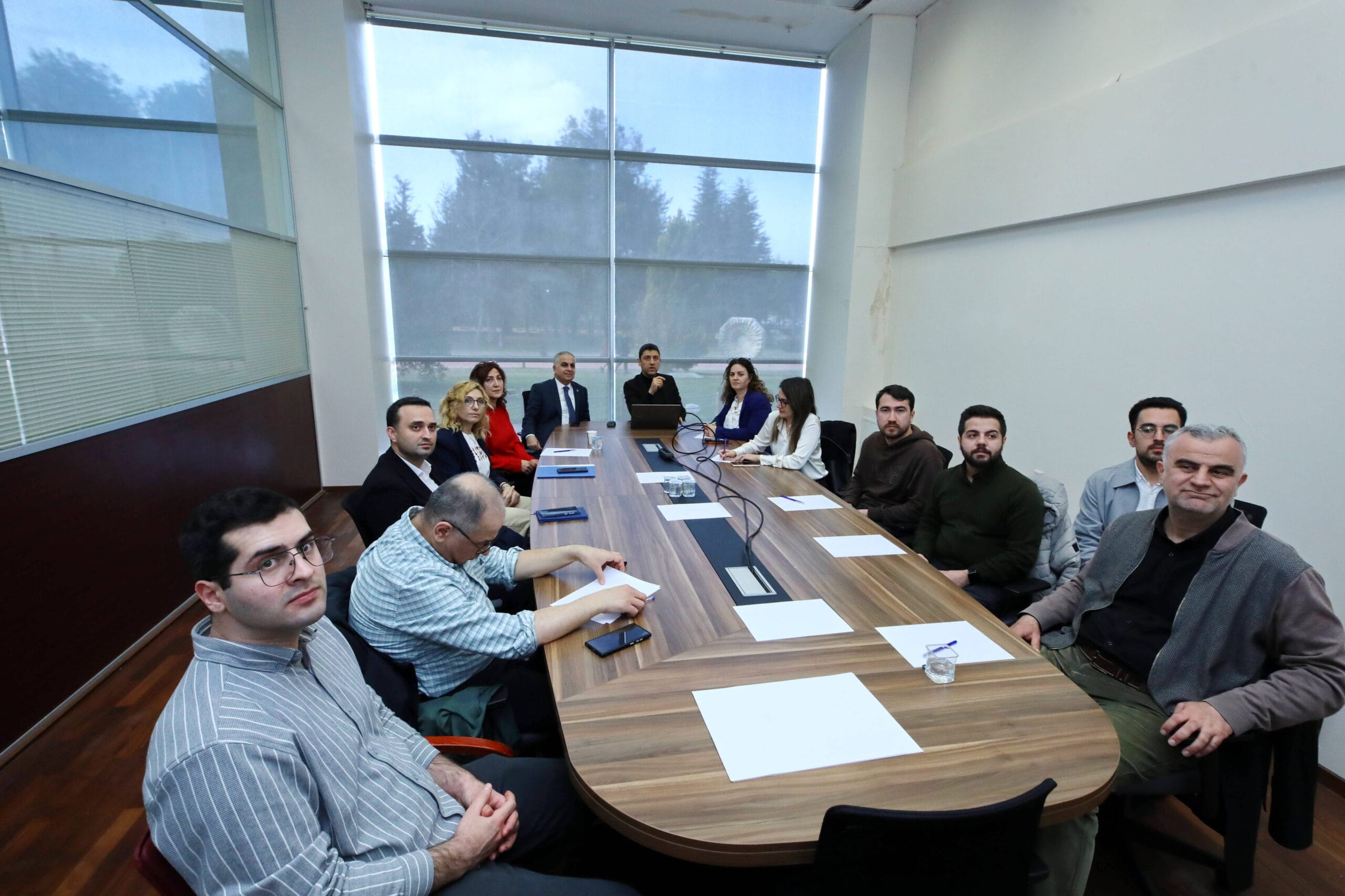 GAZİANTEP ÜNİVERSİTESİ’NDE MÜHENDİSLİK EĞİTİMİNİN DÖNÜŞÜMÜ MASAYA YATIRILDI