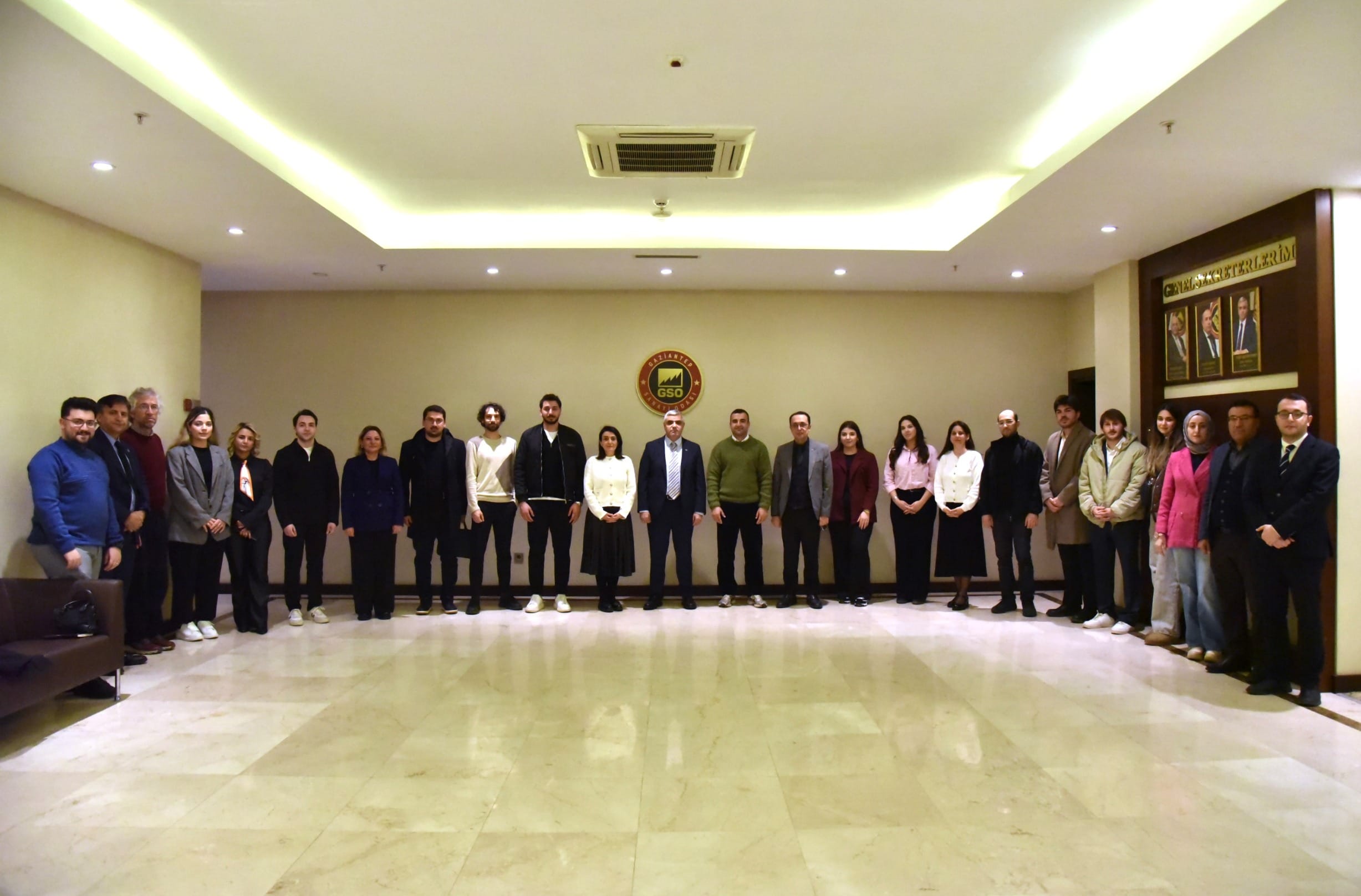 AVRUPA İMAR VE KALKINMA BANKASI (EBRD) DESTEĞİYLE GAZİANTEP SANAYİ ODASI (GSO) EV SAHİPLİĞİNDE KURUMSALLAŞMA, DÖNÜŞÜM VE İHRACAT EĞİTİMİ DÜZENLENDİ