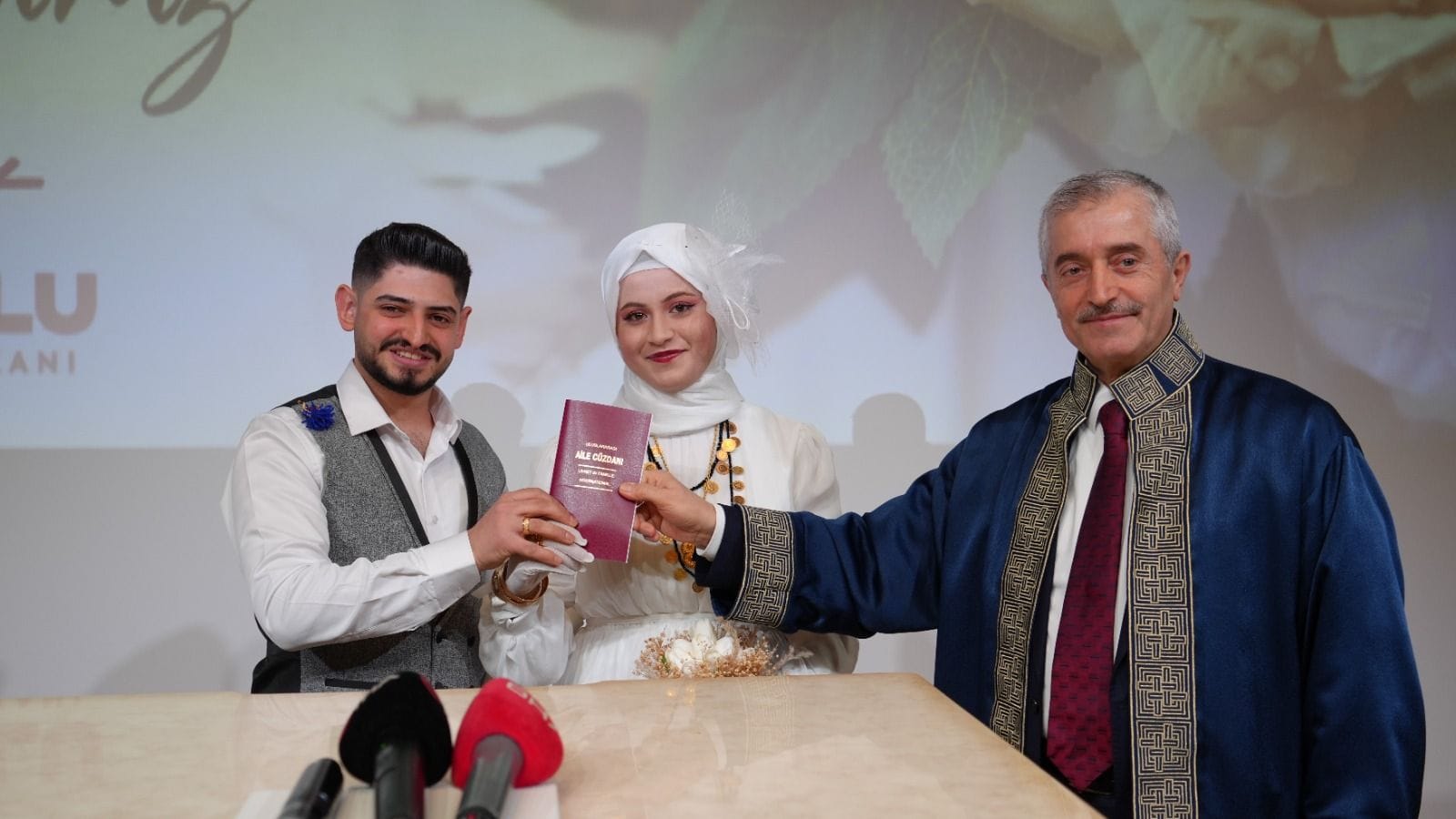 EVLİLİK ORANINDAKİ ARTIŞIN LOKOMOTİFİ ŞAHİNBEY BELEDİYESİ