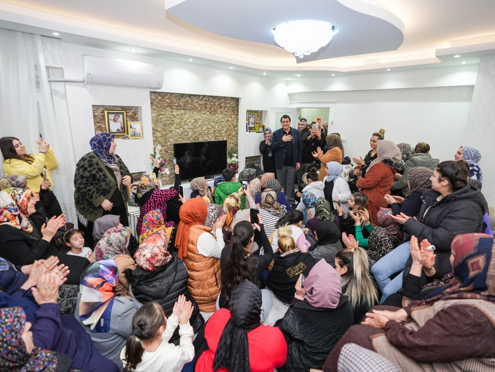 ŞEHİTKAMİL’DEN 163 MİLYON TL’LİK DAYANIŞMA SEFERBERLİĞİ