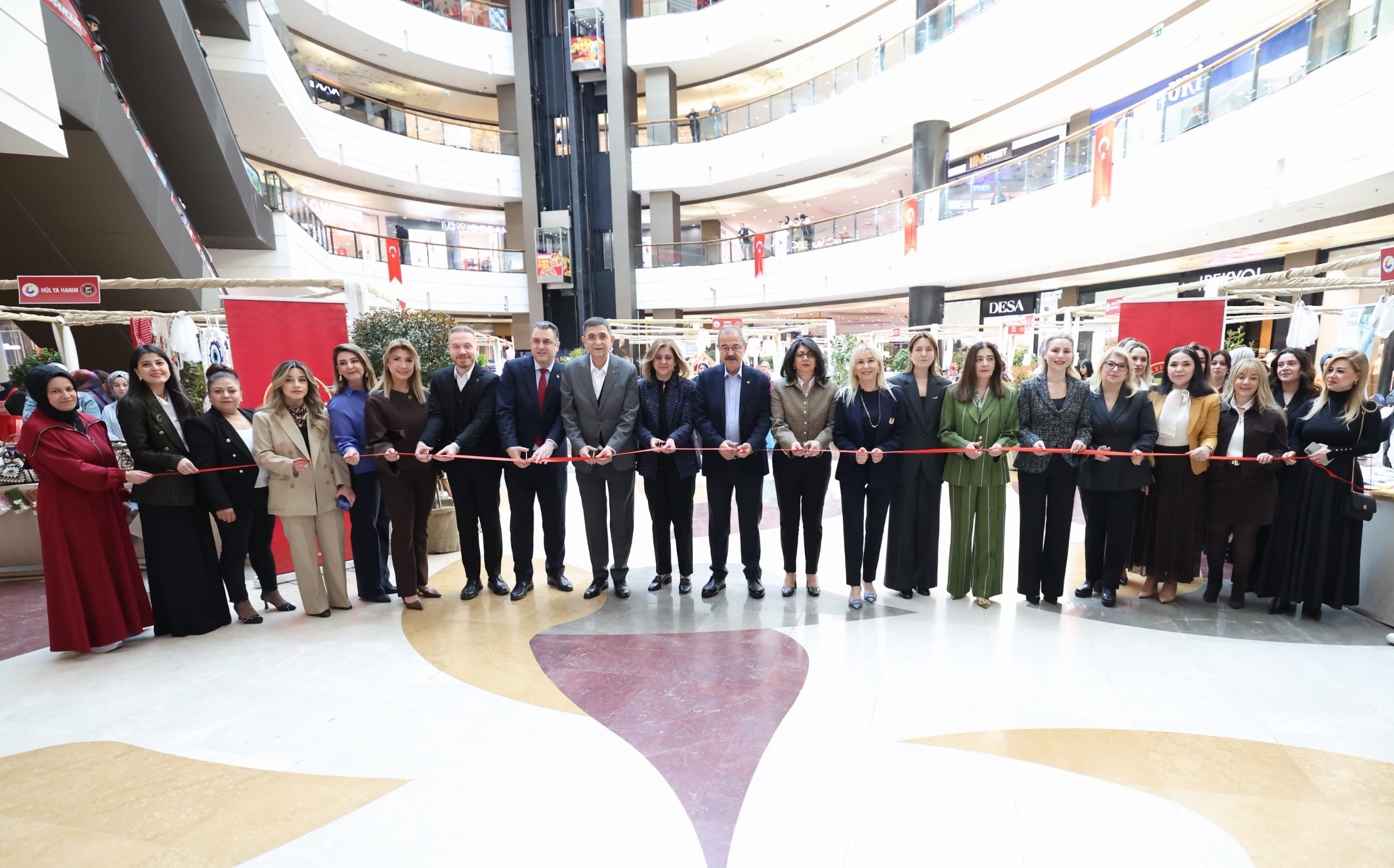 EKONOMİDE ÜRETİME KATILAN ELLER ETKİNLİĞİ 12. KEZ KAPILARINI AÇTI 