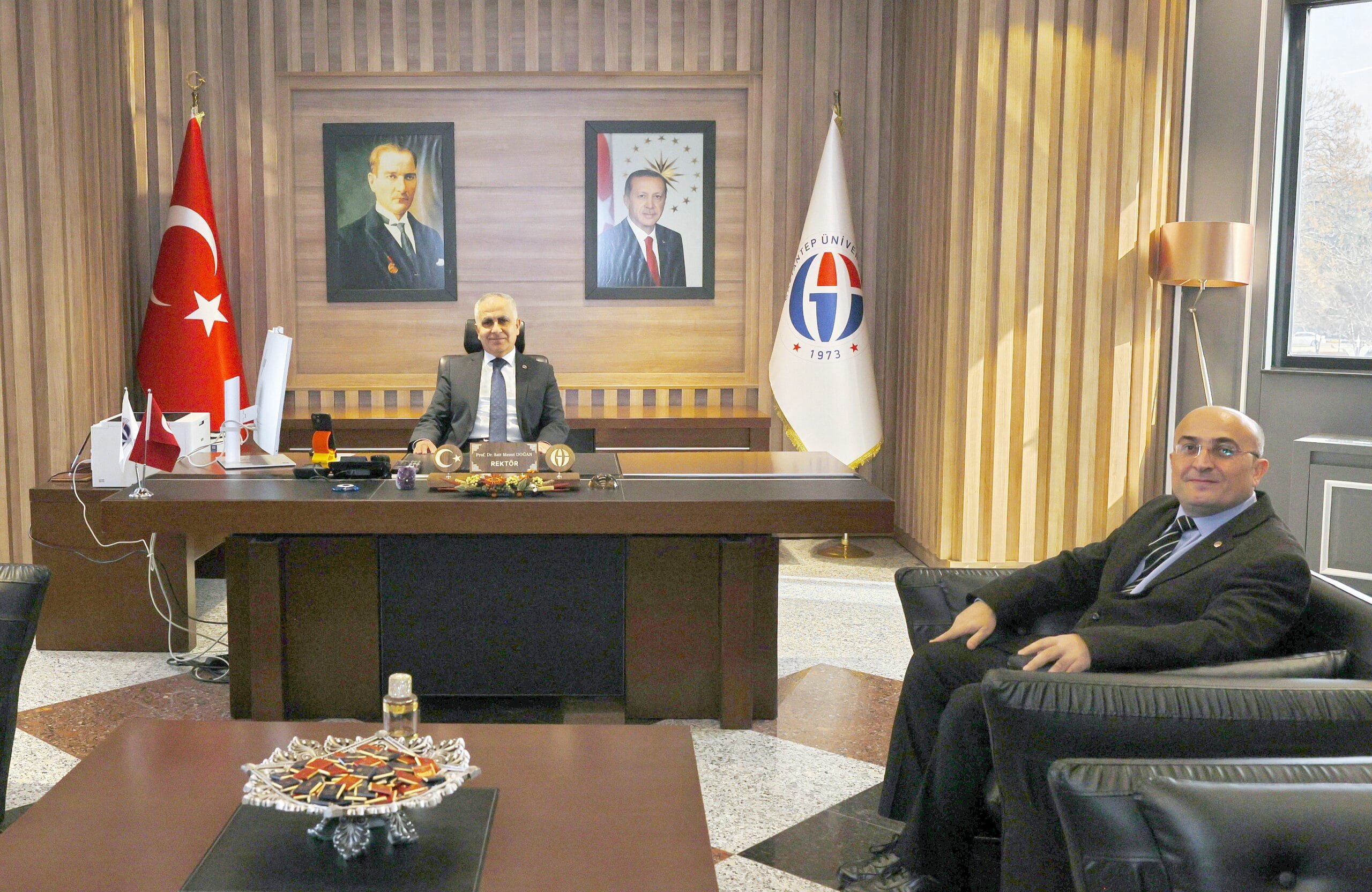 REKTÖR PROF. DR. DOĞAN, TÜBİTAK 1002 DESTEKLİ PROJE YÜRÜTÜCÜSÜ ÖZBAY’I KABUL ETTİ
