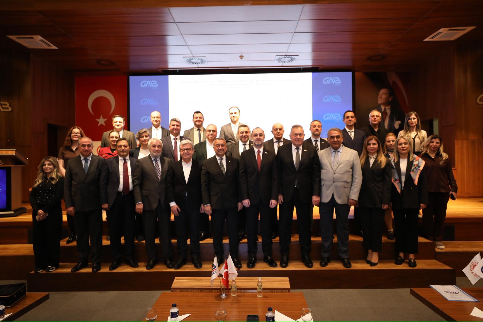 Mete Akcan, Güneydoğu Anadolu Tekstil ve Hammaddeleri