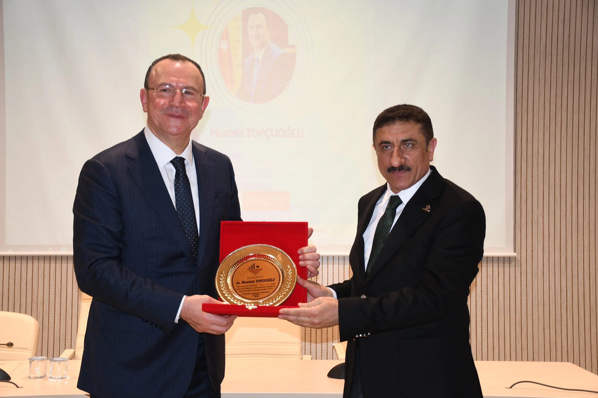 Kilis’te Üniversitelilerle Buluştu