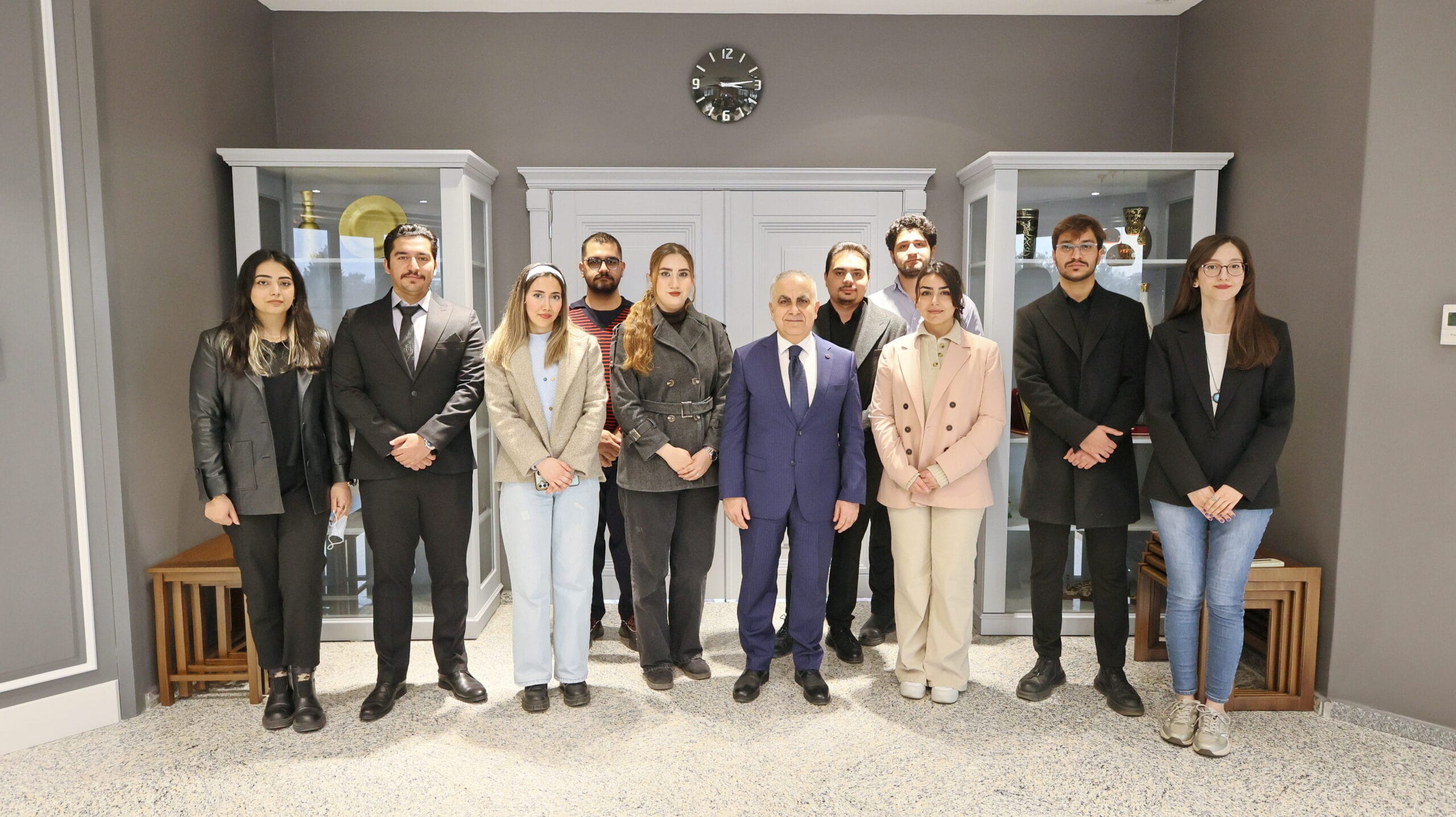 GAÜN REKTÖRÜ DOĞAN, İRANLI ÖĞRENCİLERLE BİR ARAYA GELDİ