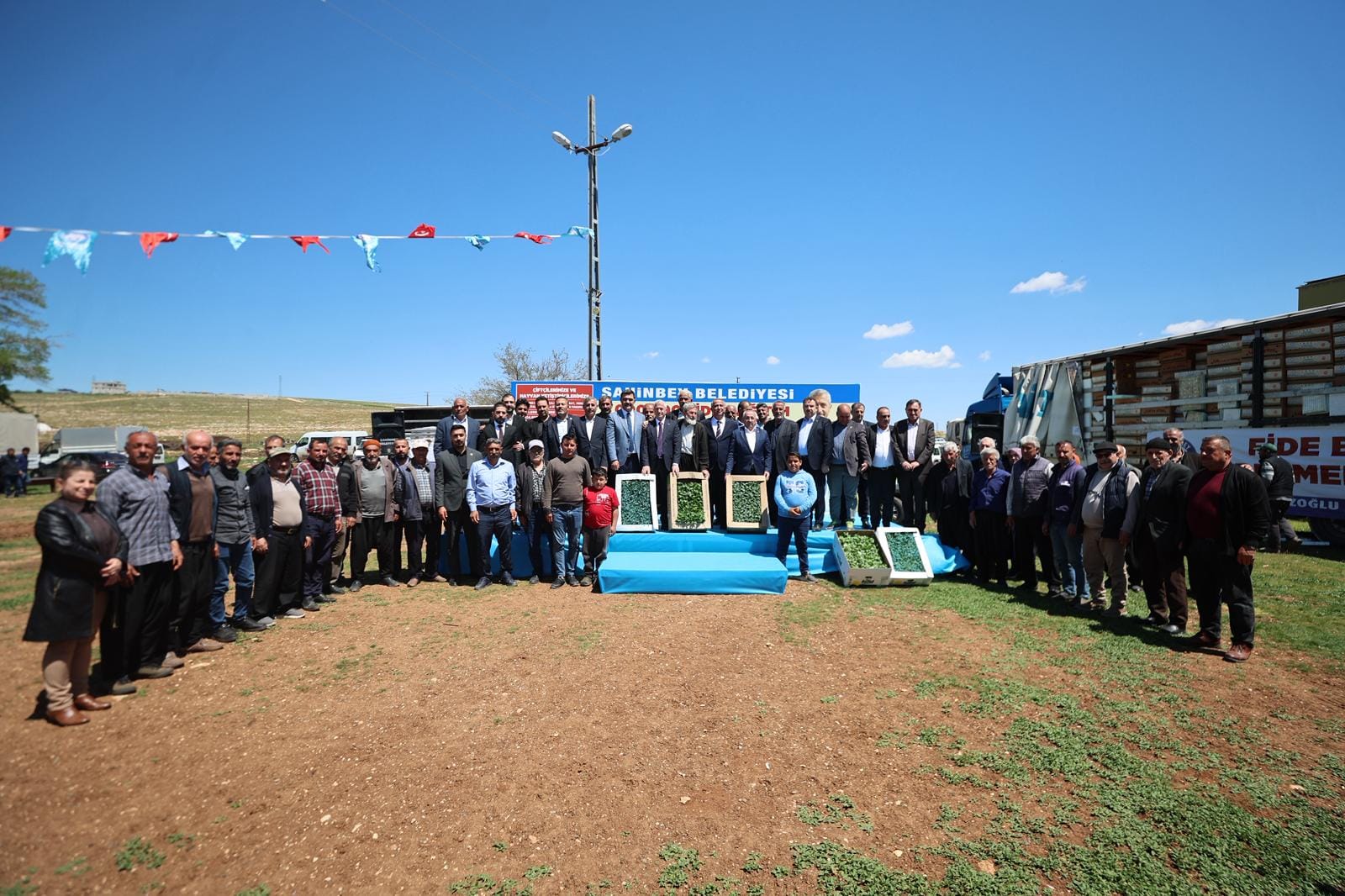 ŞAHİNBEY BELEDİYESİ’NDEN ÇİFTÇİLERE 53 MİLYON’DAN FAZLA FİDE