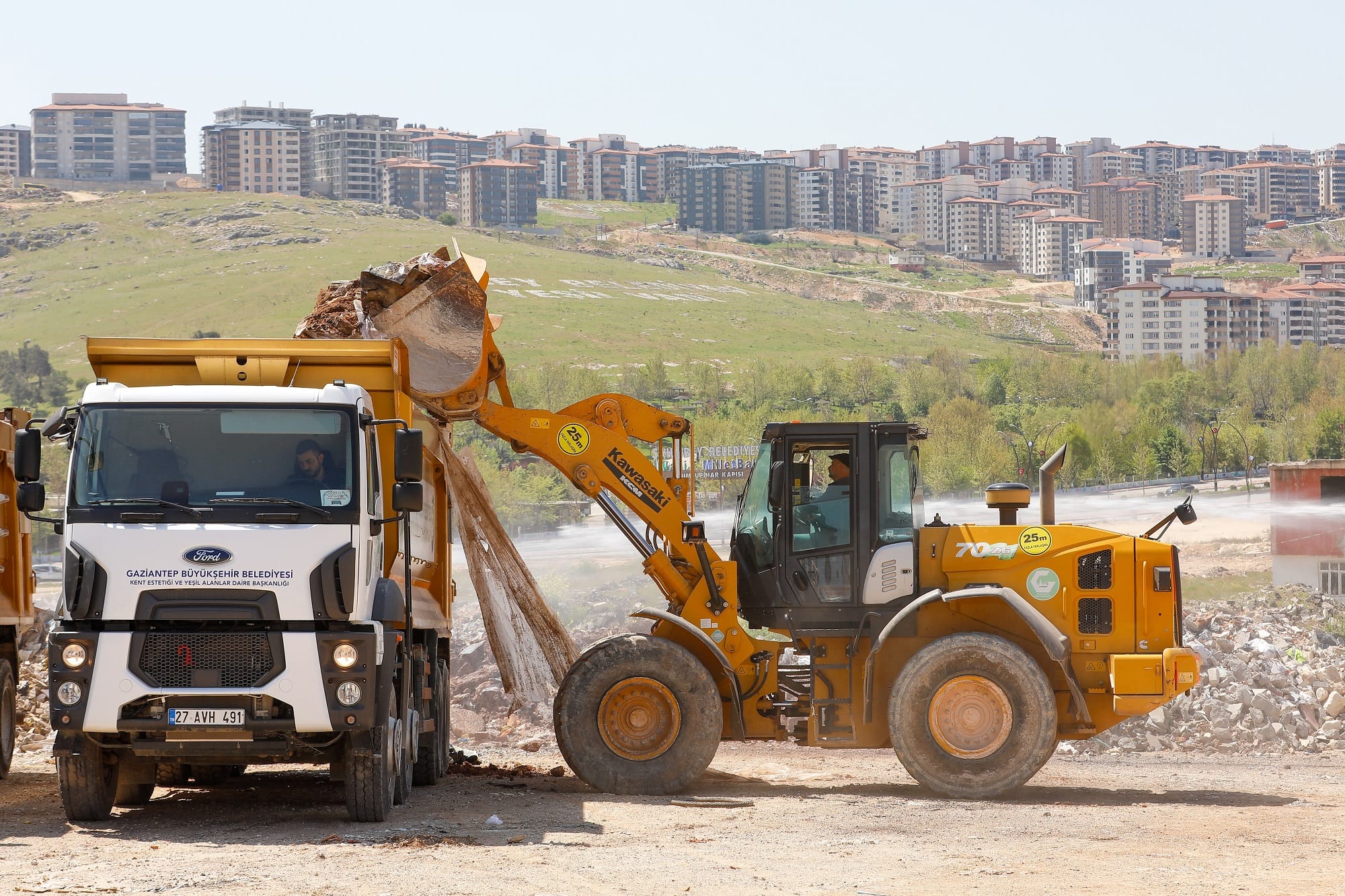 GAZİANTEP BÜYÜKŞEHİR’DEN BAHAR TEMİZLİĞİ SEFERBERLİĞİ