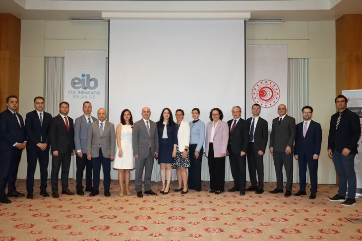 Ege İhracatçı Birlikleri 10 ticaret müşaviriyle ihracatçıları bir araya getirdi
