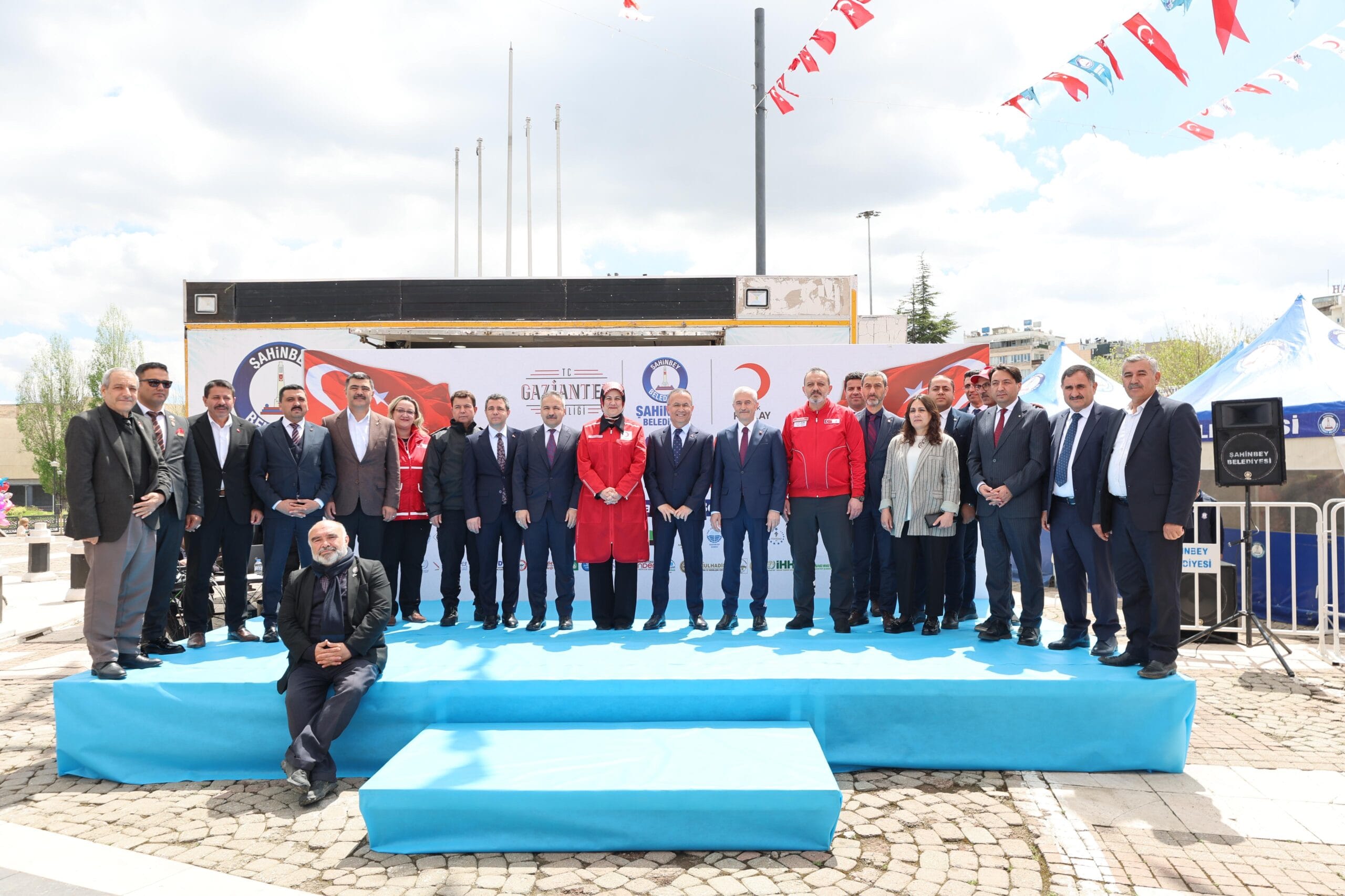 ŞAHİNBEY BELEDİYESİ’NDEN GELENEKSEL KAN BAĞIŞI KAMPANYASI