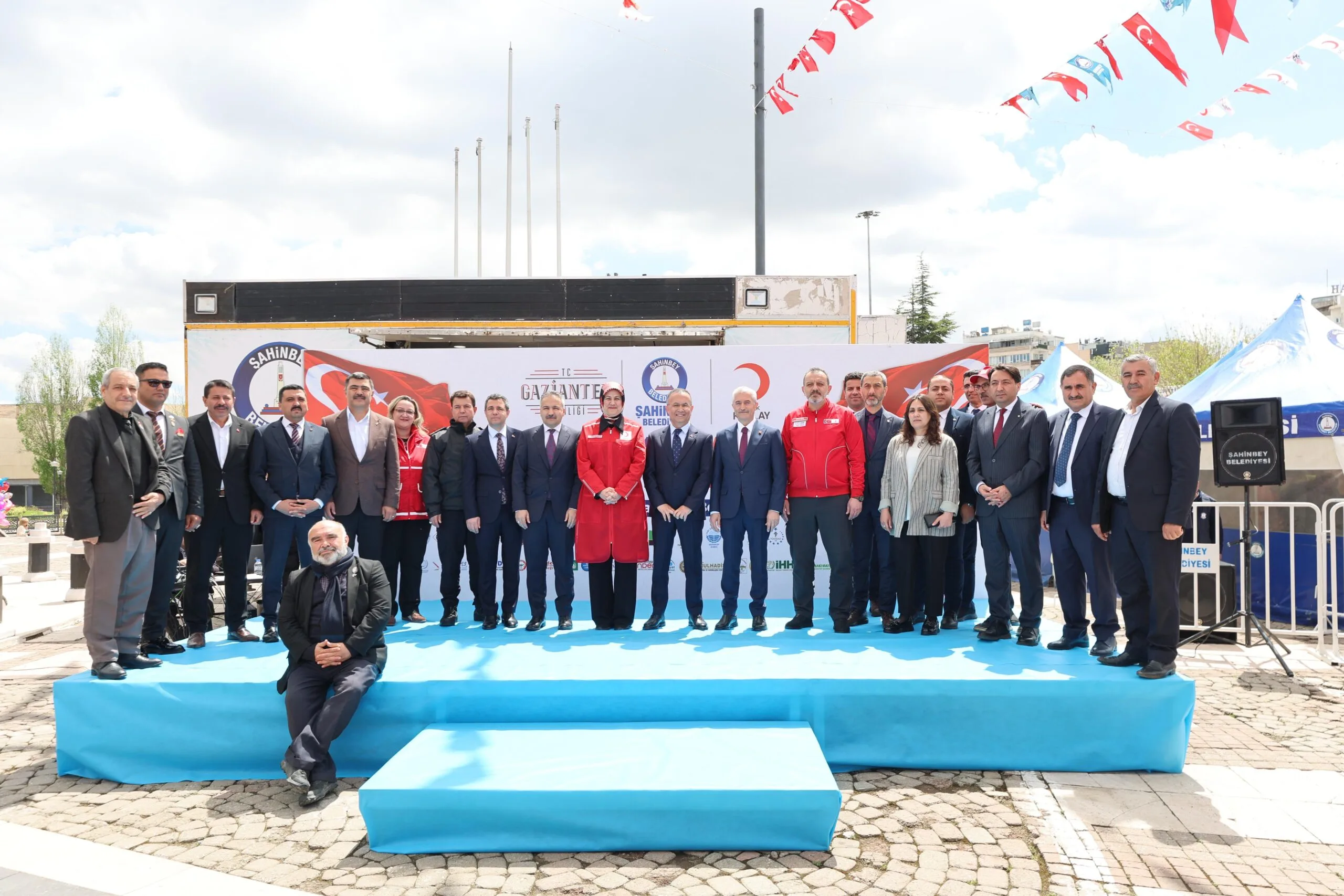 ŞAHİNBEY BELEDİYESİ’NDEN GELENEKSEL KAN BAĞIŞI KAMPANYASI