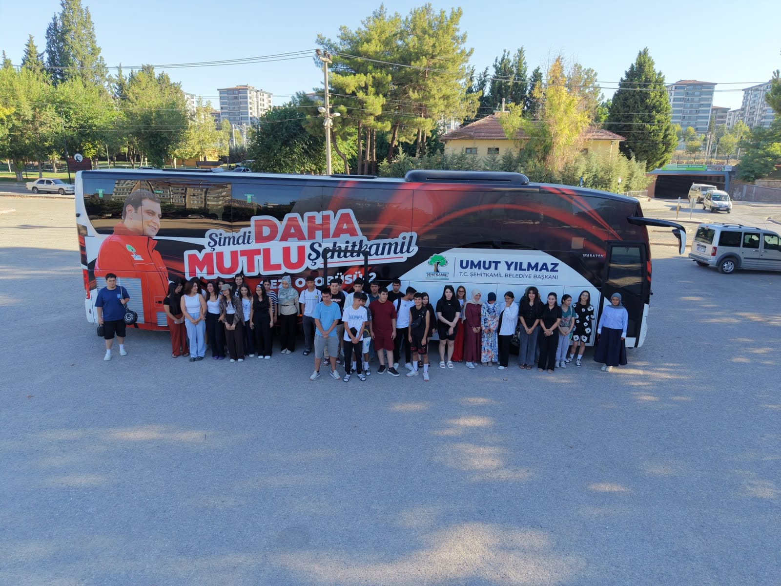 BAŞKAN YILMAZ’DA GENÇLERE YAZIN EN KEYİFLİ HEDİYESİ